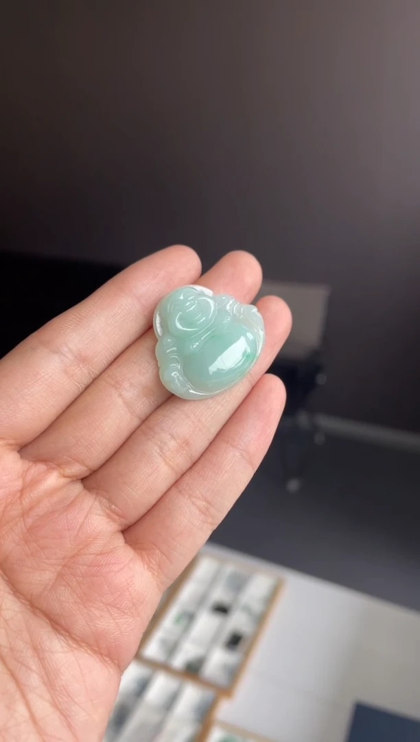 吊坠(不含链)未镶嵌翡翠美****斯天然缅甸A货翡翠