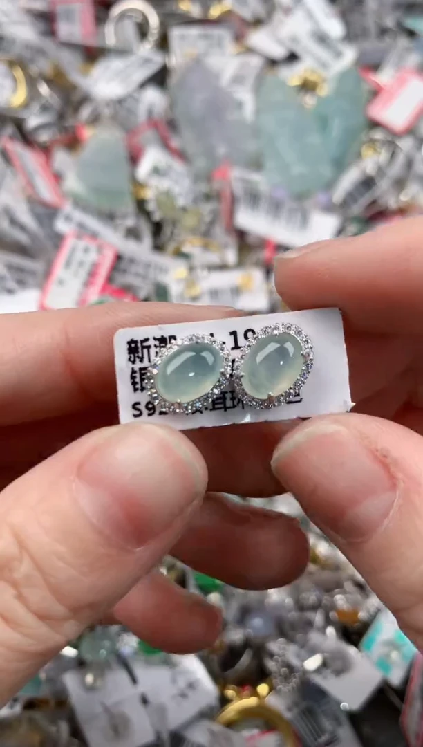 银S925镶嵌戒指翡翠777      9
