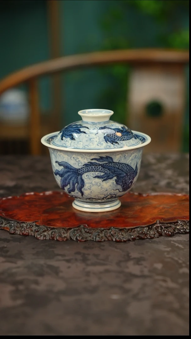 云林匠造锦鲤盖碗