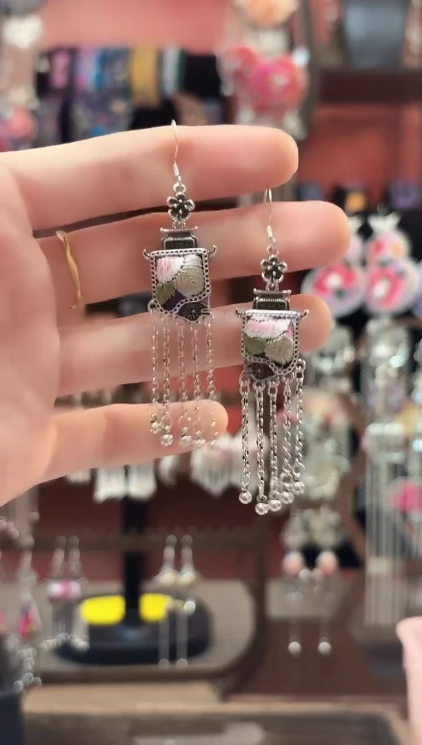 织绣 云织谣民族风精美饰品   88