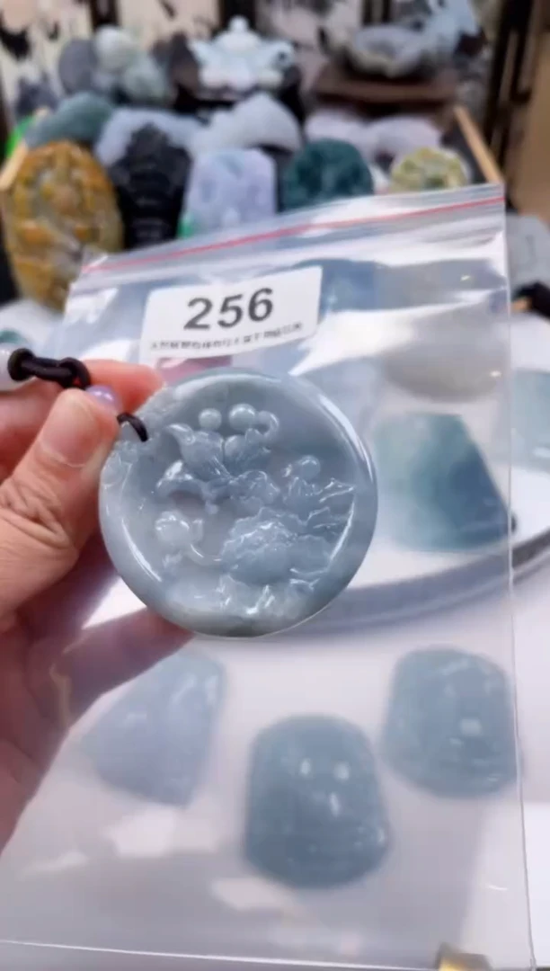 【闪购商品】翡翠颈饰未镶嵌天然缅甸A货翡翠256