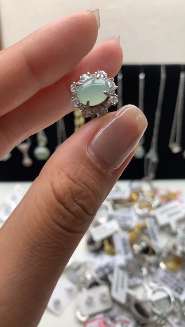 翡翠银S925镶嵌颈饰戒指