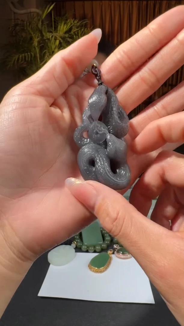 和田玉未镶嵌颈饰62阿杰5.29多样性拍一发一