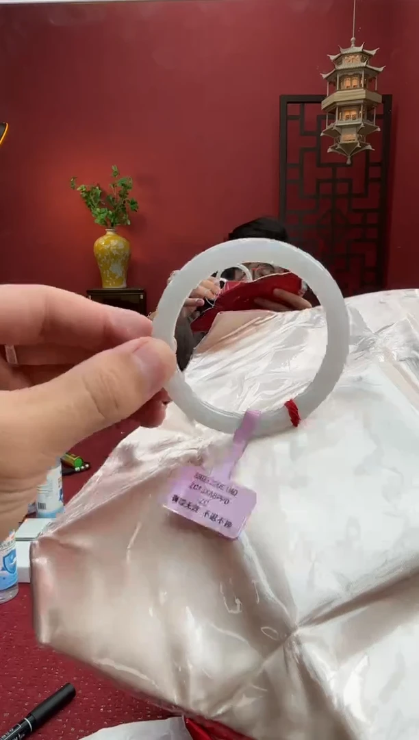 未镶嵌手镯（圆镯）翡翠翡翠手镯3