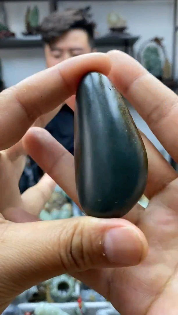 和田玉未镶嵌把件1