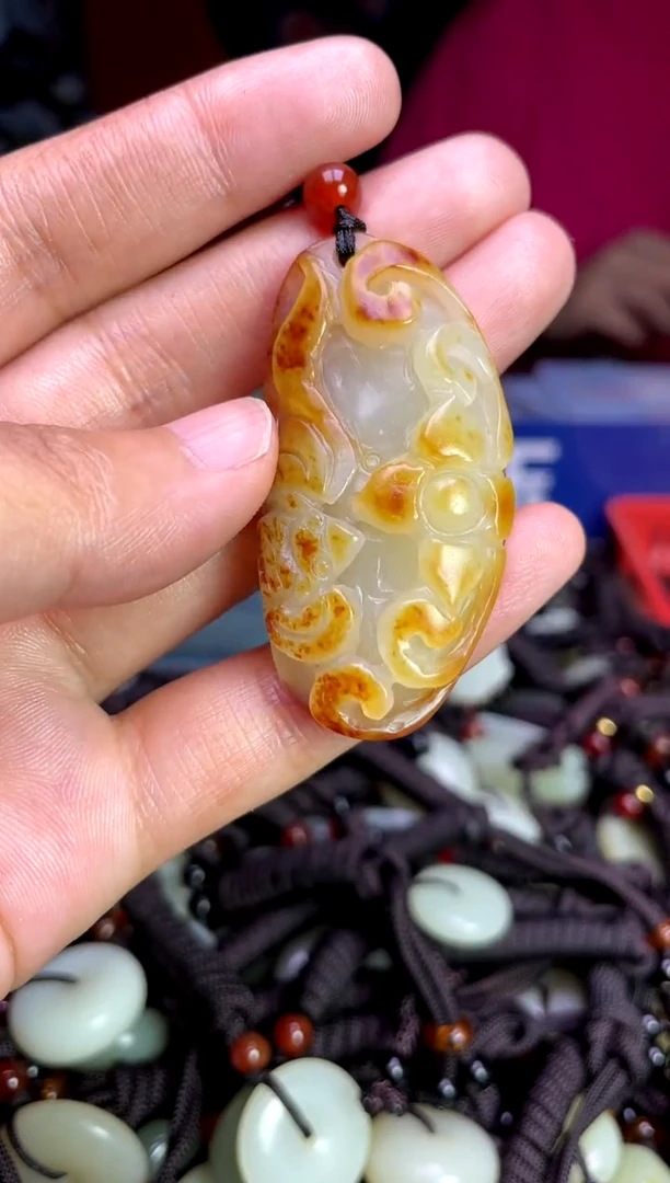 未镶嵌和田玉挂件1