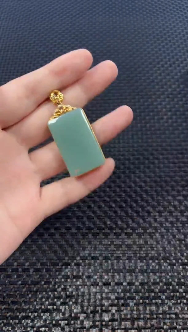 颈饰18K金镶嵌和田玉（多样性发一件）2059