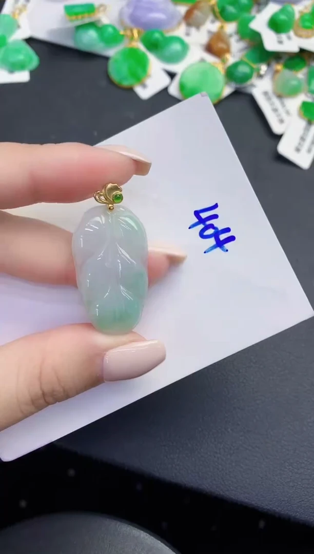 颈饰未镶嵌翡翠缅甸天然翡翠A货