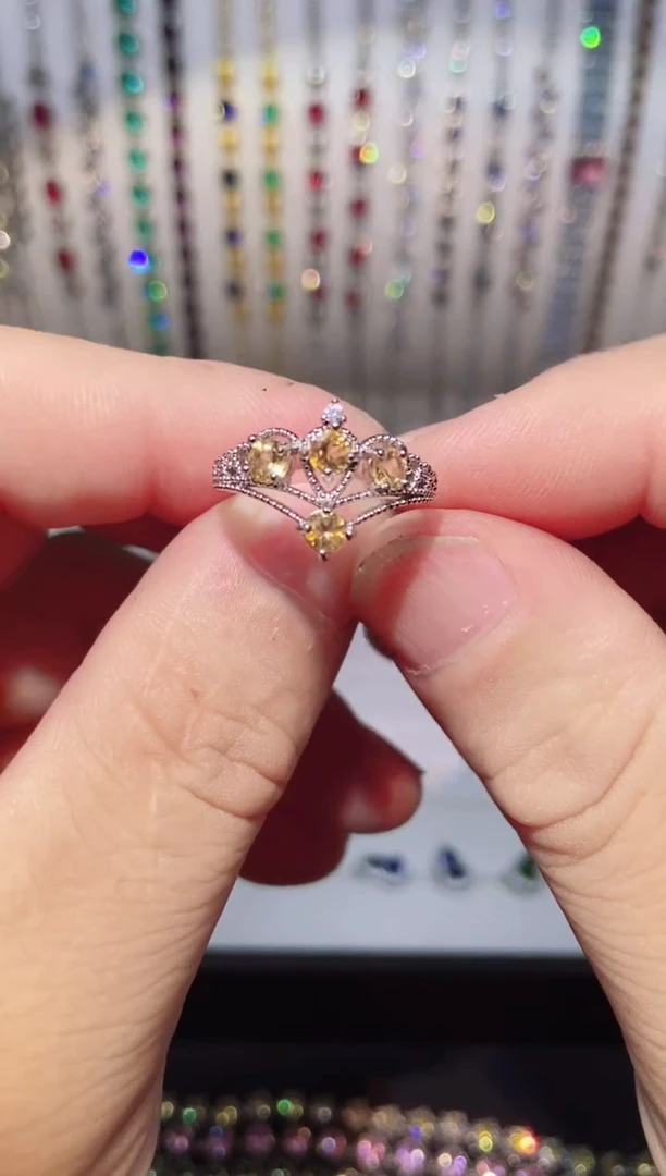 银S925镶嵌耳饰托帕石1