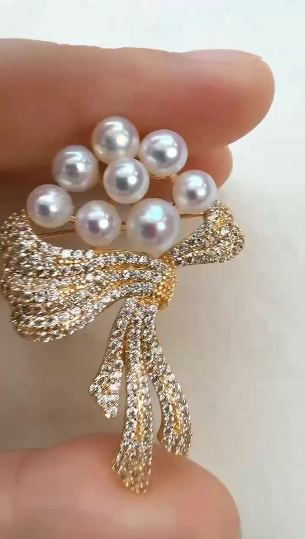 未镶嵌胸饰淡水珍珠金色丝带