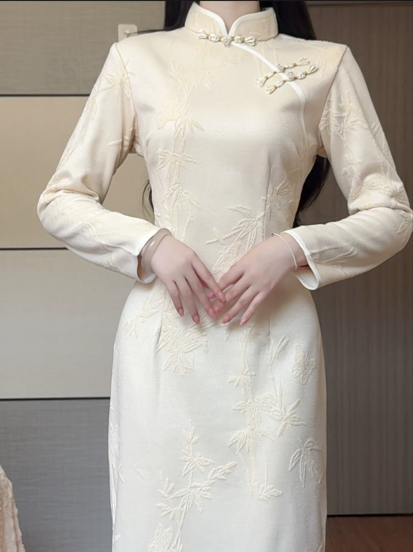 【花有约】2025年秋季新款黄色复古新中式长袖旗袍女改良年轻款日常