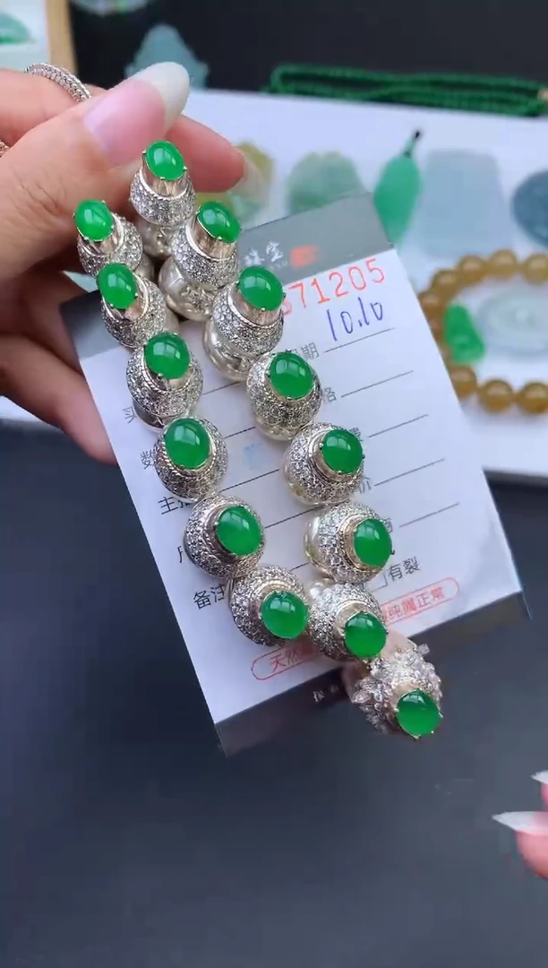 未镶嵌挂件翡翠哈轩 项链1