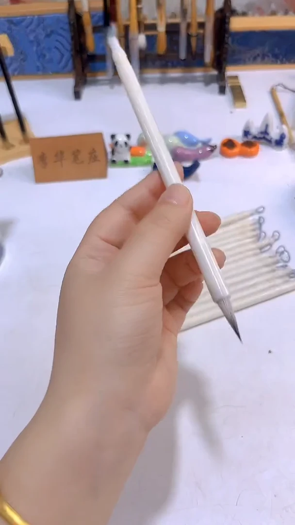 珠光牛奶色紫羊兼毫小楷1支