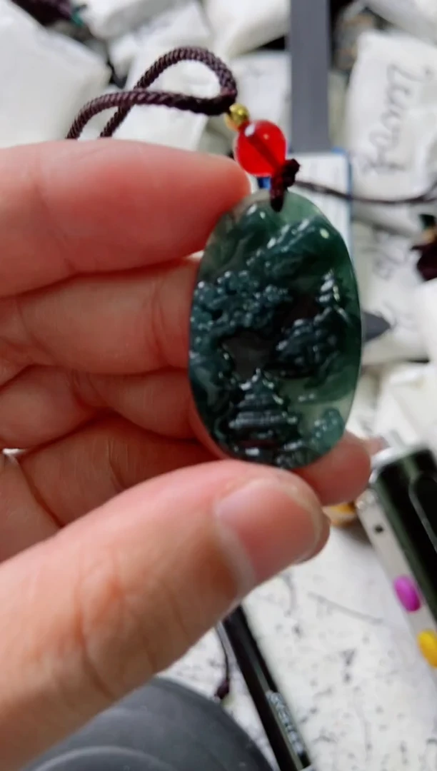 颈饰未镶嵌翡翠8