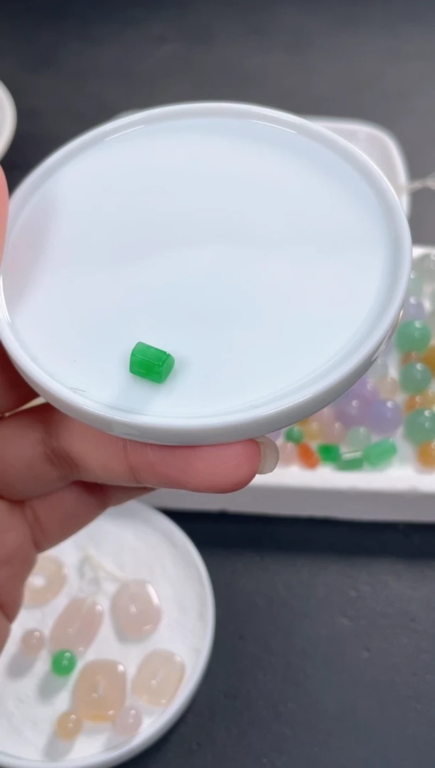 未镶嵌定制翡翠P***y啊A136