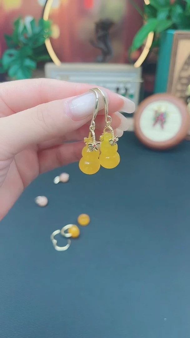 玛瑙/玉髓耳坠未镶嵌33300000