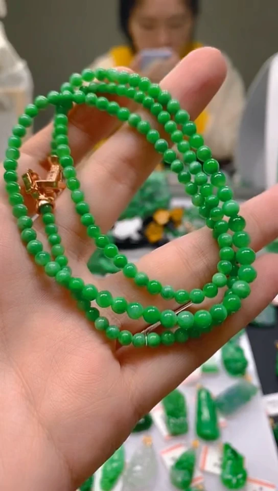 【闪购商品】翡翠颈饰未镶嵌新号开播，全场乱卖