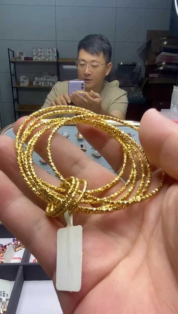 沙金手镯时尚百搭