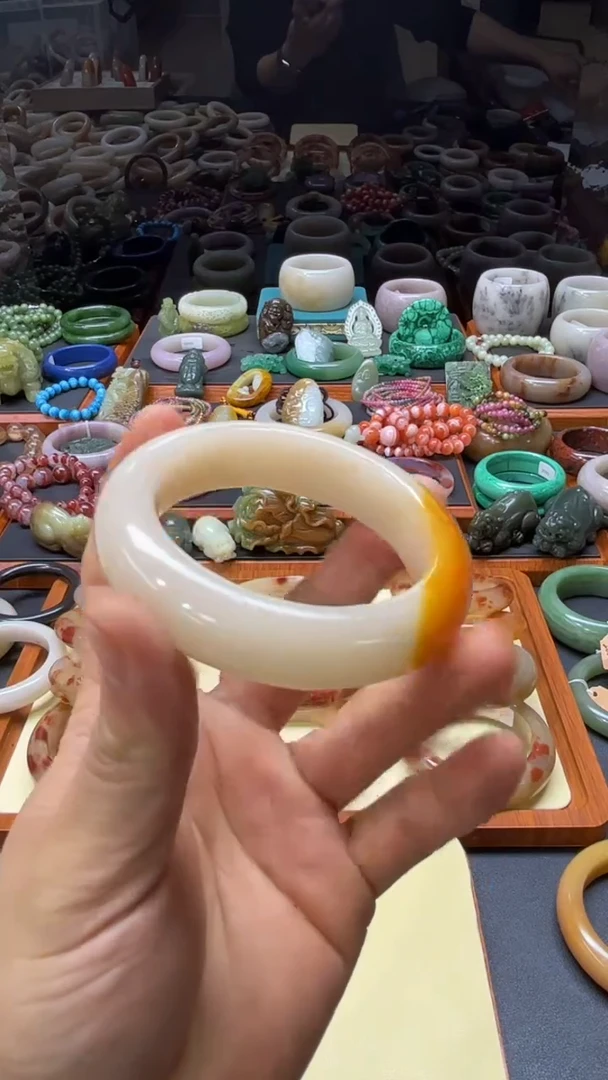 未镶嵌手镯石英质玉三*053