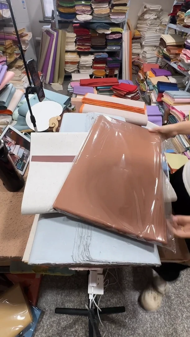 48*180陶土色光板真银25张