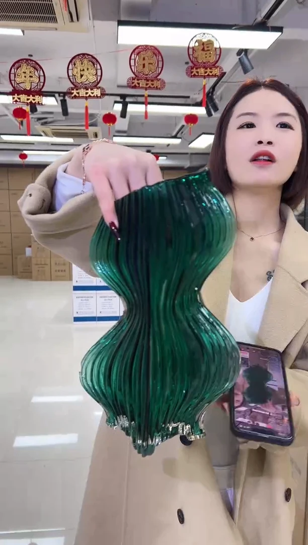 【闪购商品】玻璃2.2小思JMIU-6