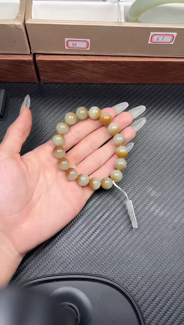 未镶嵌手串和田玉若羌微色差卡12手串