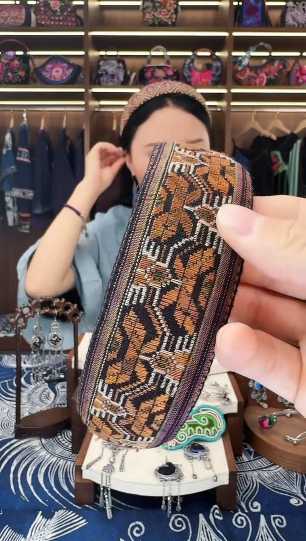 织绣L52黔东南苗族刺绣