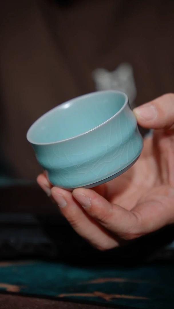 瓷片57-10淡天青竹节杯