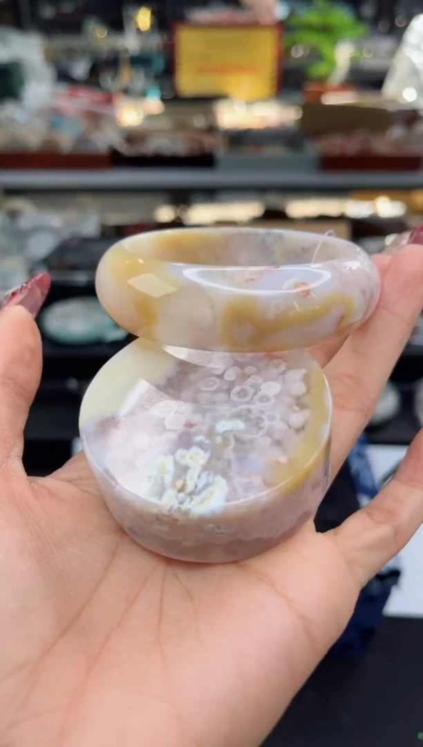 【闪购商品】石英质玉手镯未镶嵌56圈口（不退不换）1680803