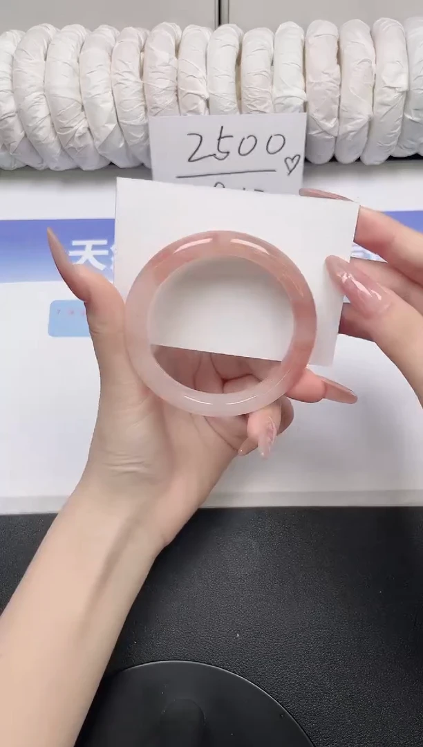 未镶嵌手镯石英质玉64-58