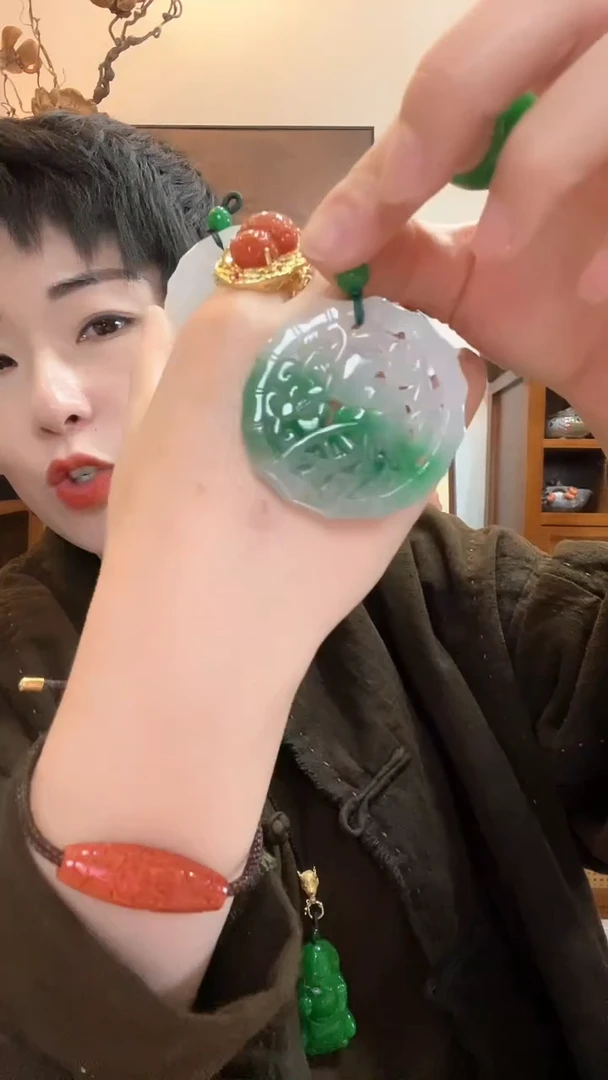 吊坠(赠链)未镶嵌翡翠多样性发货759