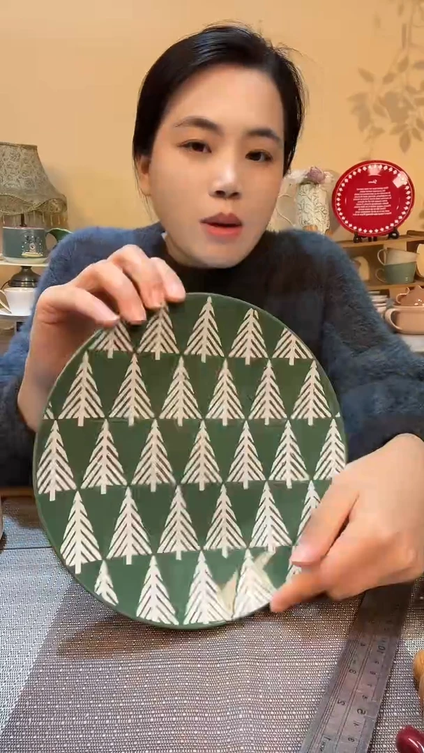 瓷片8.5英寸盘 微瑕介意勿拍