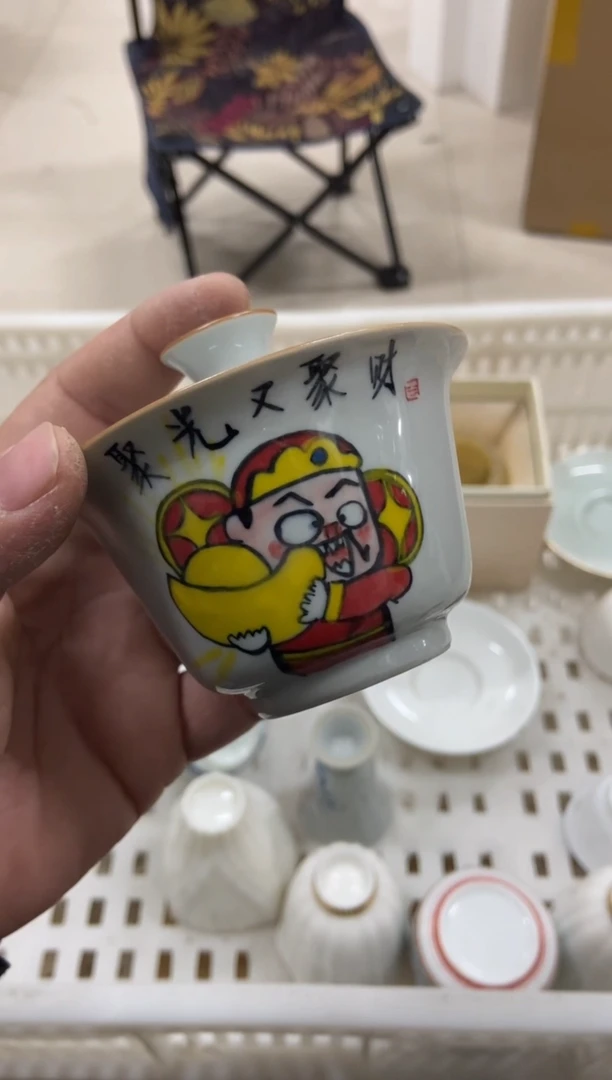 无运费险有瑕疵的摄影的产品有使用过的痕迹有点脏介意勿拍