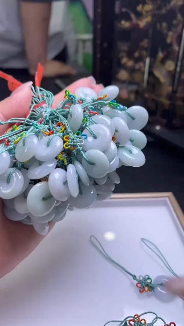 【闪购商品】翡翠颈饰未镶嵌K29多样性发一件/