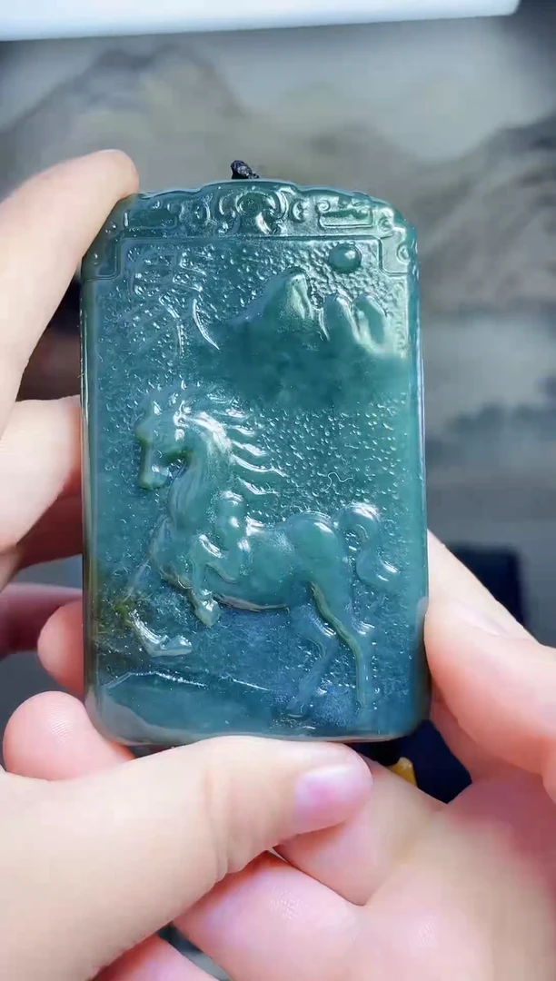 颈饰未镶嵌和田玉1