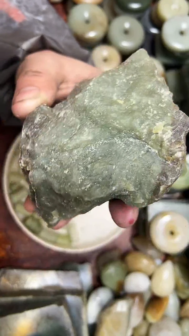 未镶嵌和田玉珠宝半成品1
