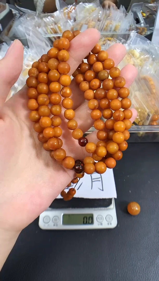 蜜蜡未镶嵌珠宝奇石1