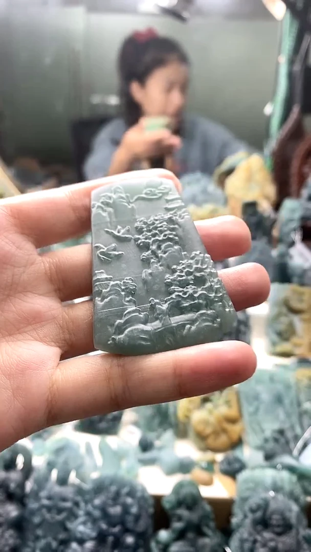 颈饰未镶嵌翡翠翡翠毛货不退不换12.13