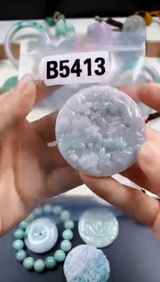 颈饰未镶嵌翡翠天然翡翠吊坠挂件