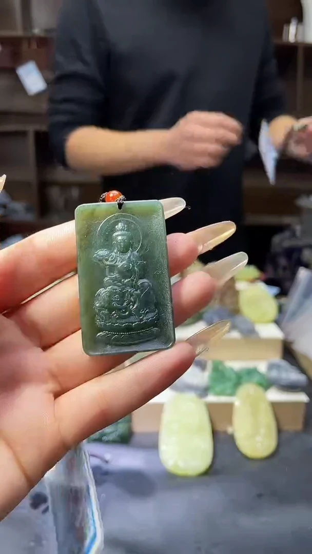 【闪购商品】和田玉（糖玉）颈饰未镶嵌1