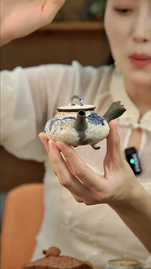 言野手作  粉引侧把壶