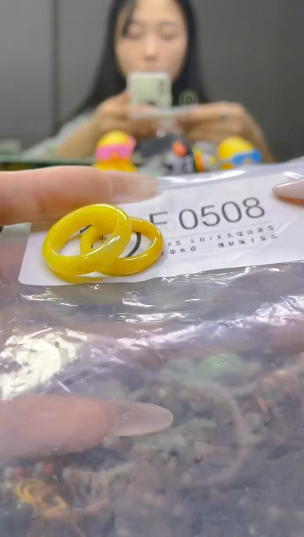 翡翠未镶嵌颈饰/F/翡翠A货一图一物