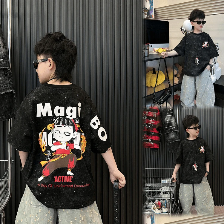 童装男童亮闪哪吒2025春夏款时尚街头男童黑色哪吒短袖T恤潮