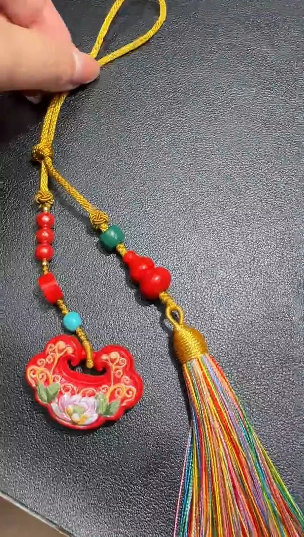 【闪购商品】玛瑙/玉髓车挂包挂手机挂未镶嵌如意锁包挂车挂手机挂