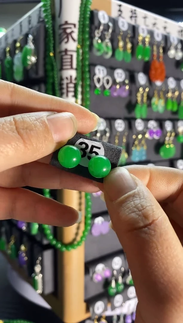 【闪购商品】翡翠耳饰银S925镶嵌35.....