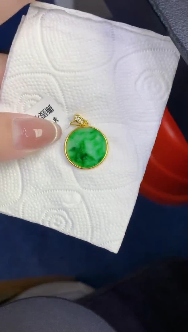 颈饰未镶嵌翡翠缅甸天然翡翠A货