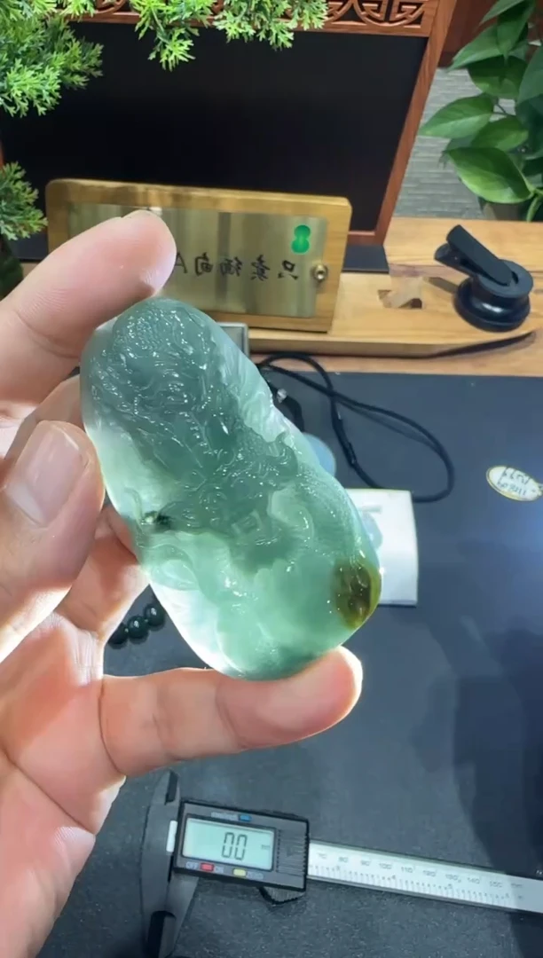 未镶嵌挂件翡翠A货翡翠多样性孤品