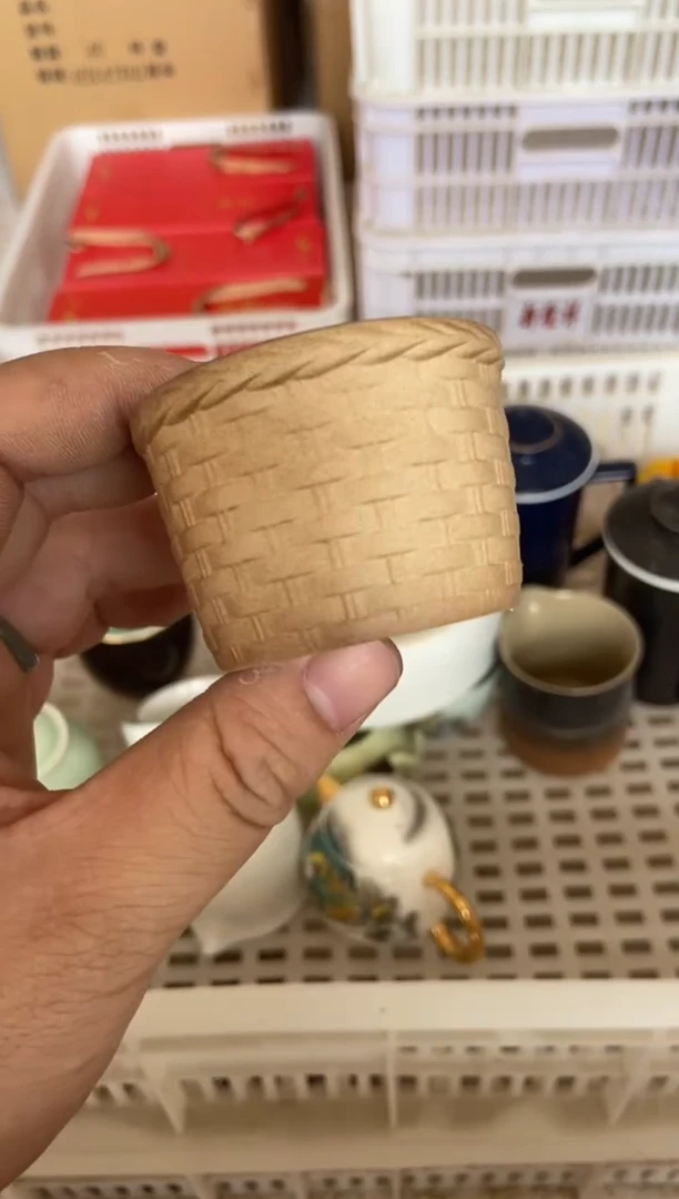 杯摄影的产品有使用过的痕迹有点脏介意勿拍