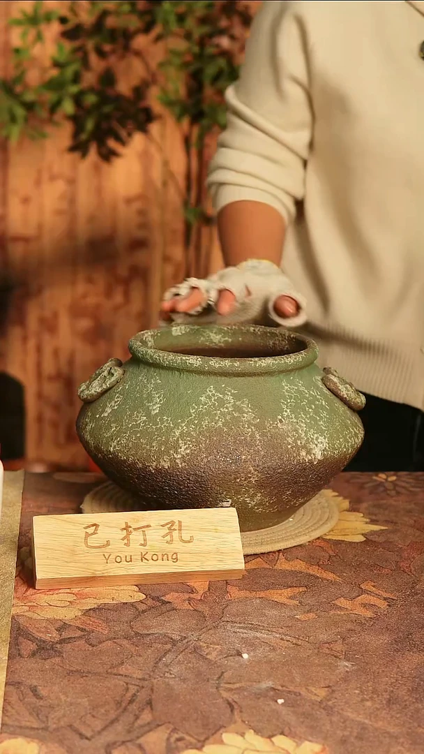 陶瓷23-49高18口16误差2已打孔