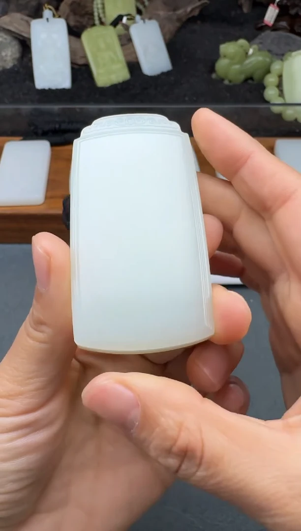 颈饰未镶嵌和田玉2